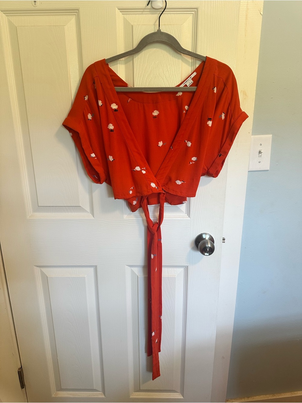 O’Neill 2 PC Floral set. Top - size L. Skirt - size M - Picture 2 of 12